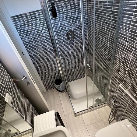 Appartement Rafael Milano - 10 Min From Linate Airport, Centrale Fs, Ospedale San Raffaele Extérieur photo