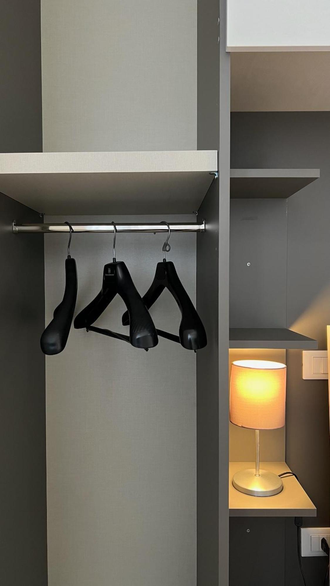 Appartement Rafael Milano - 10 Min From Linate Airport, Centrale Fs, Ospedale San Raffaele Extérieur photo