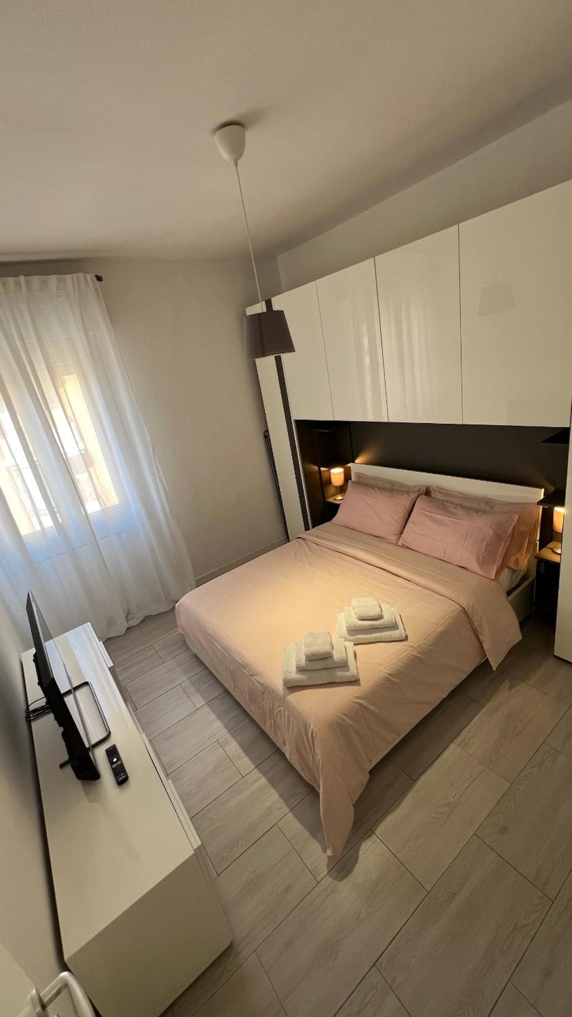 Appartement Rafael Milano - 10 Min From Linate Airport, Centrale Fs, Ospedale San Raffaele Extérieur photo
